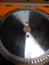 SIERRAS CIRCULARES PARA CORTE DE ALUMINIO (METAL DURO)